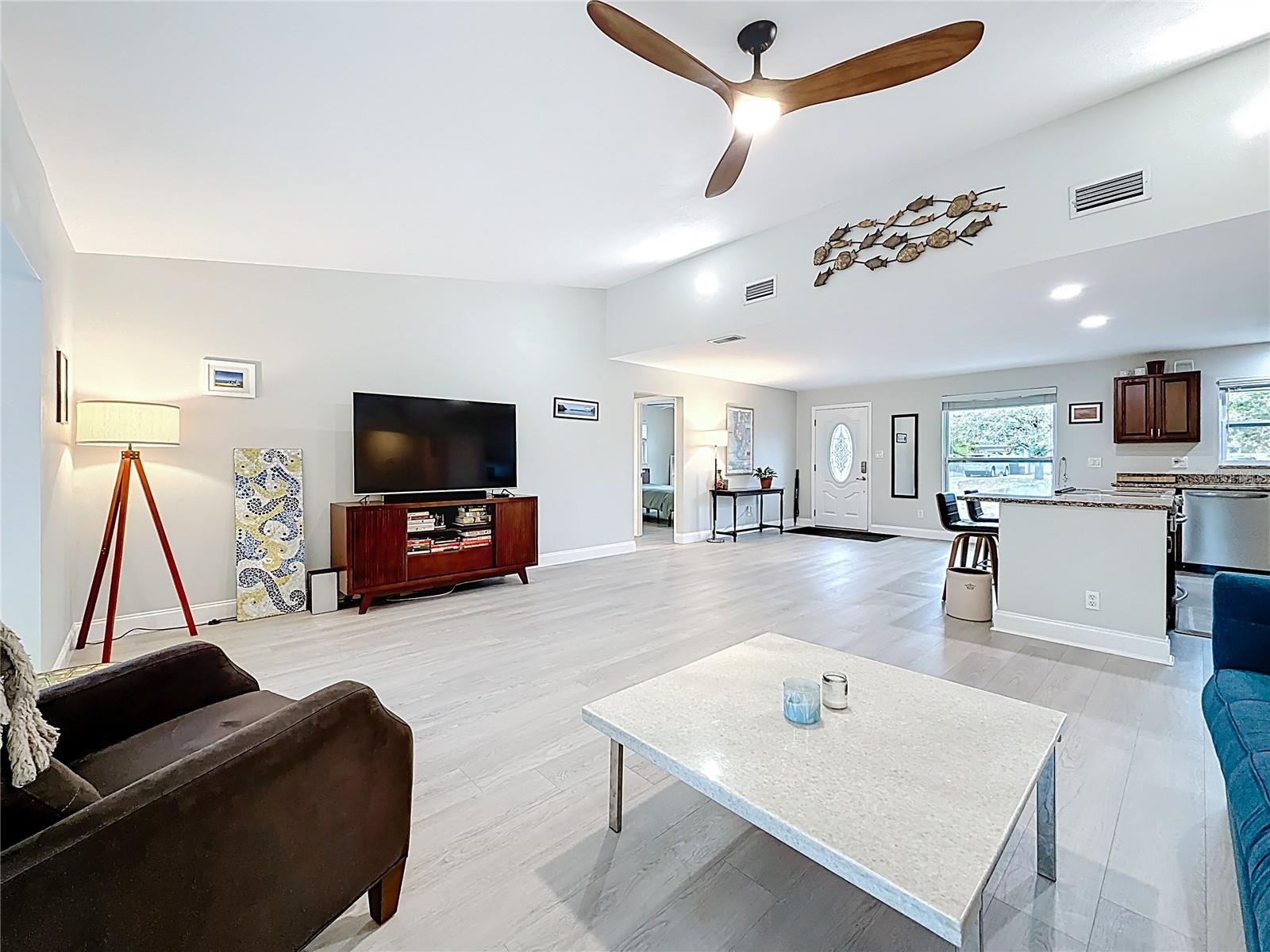 LAKEWOOD ESTATES SEC D - Residential