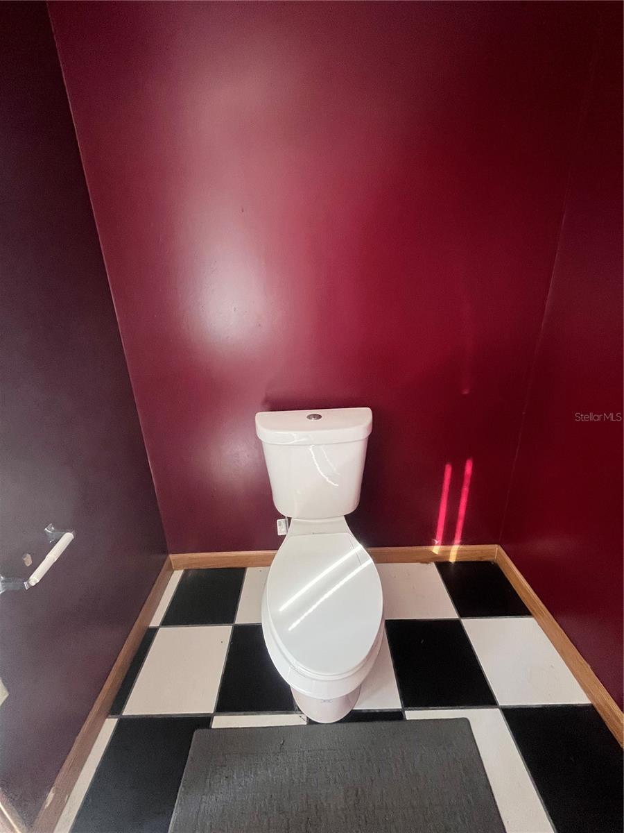 LAKE FOREST SUB - Residential