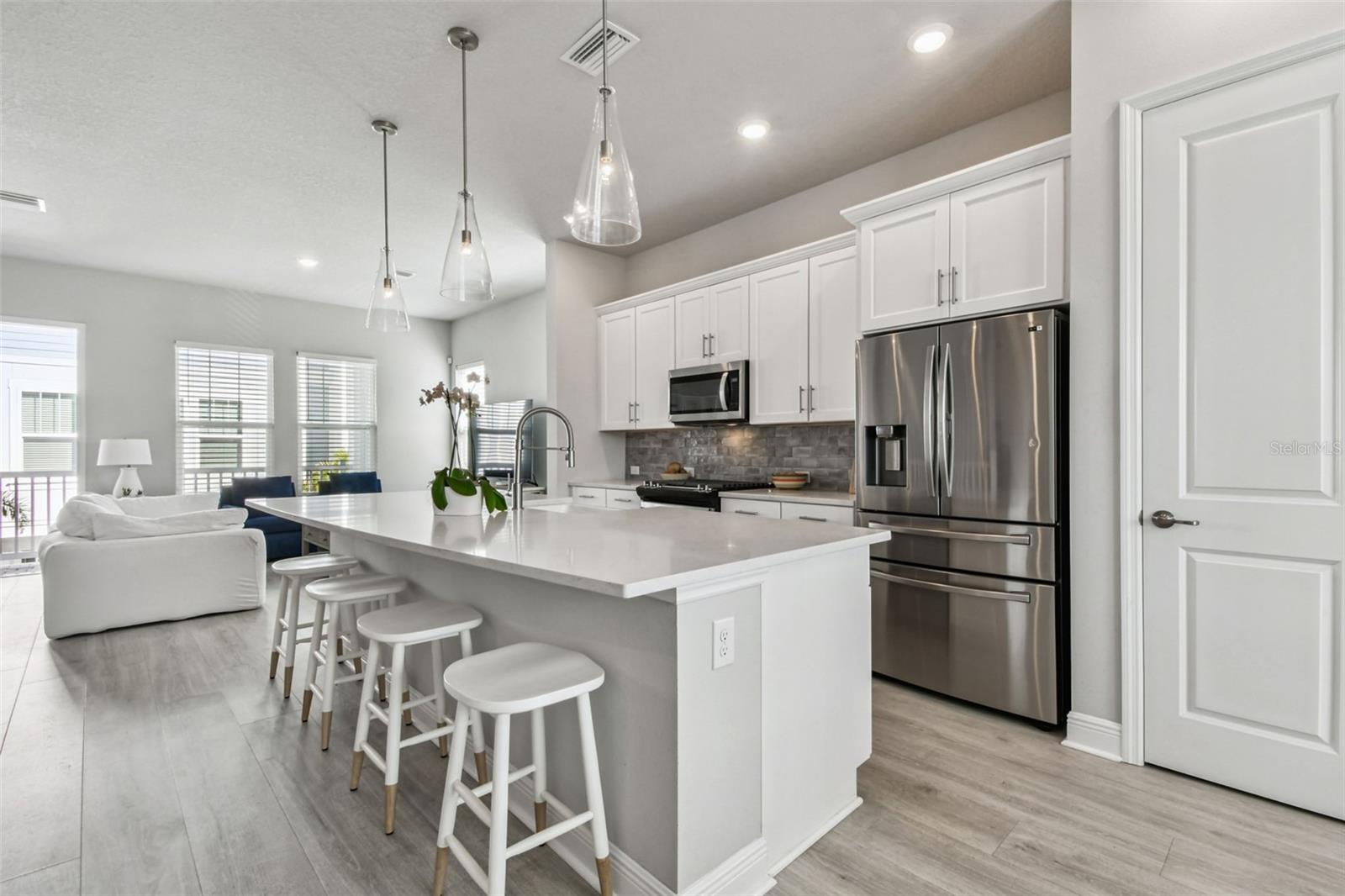 SOUTH TAMPANIA TWNHMS - Residential