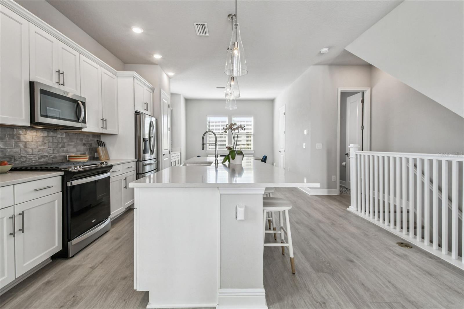 SOUTH TAMPANIA TWNHMS - Residential