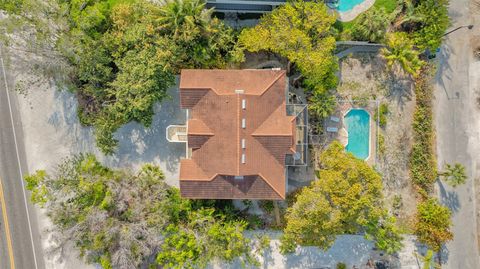 A home in LONGBOAT KEY