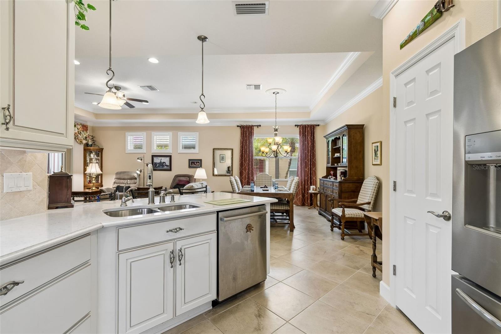 OAKLEY GREEN CONDO - Residential