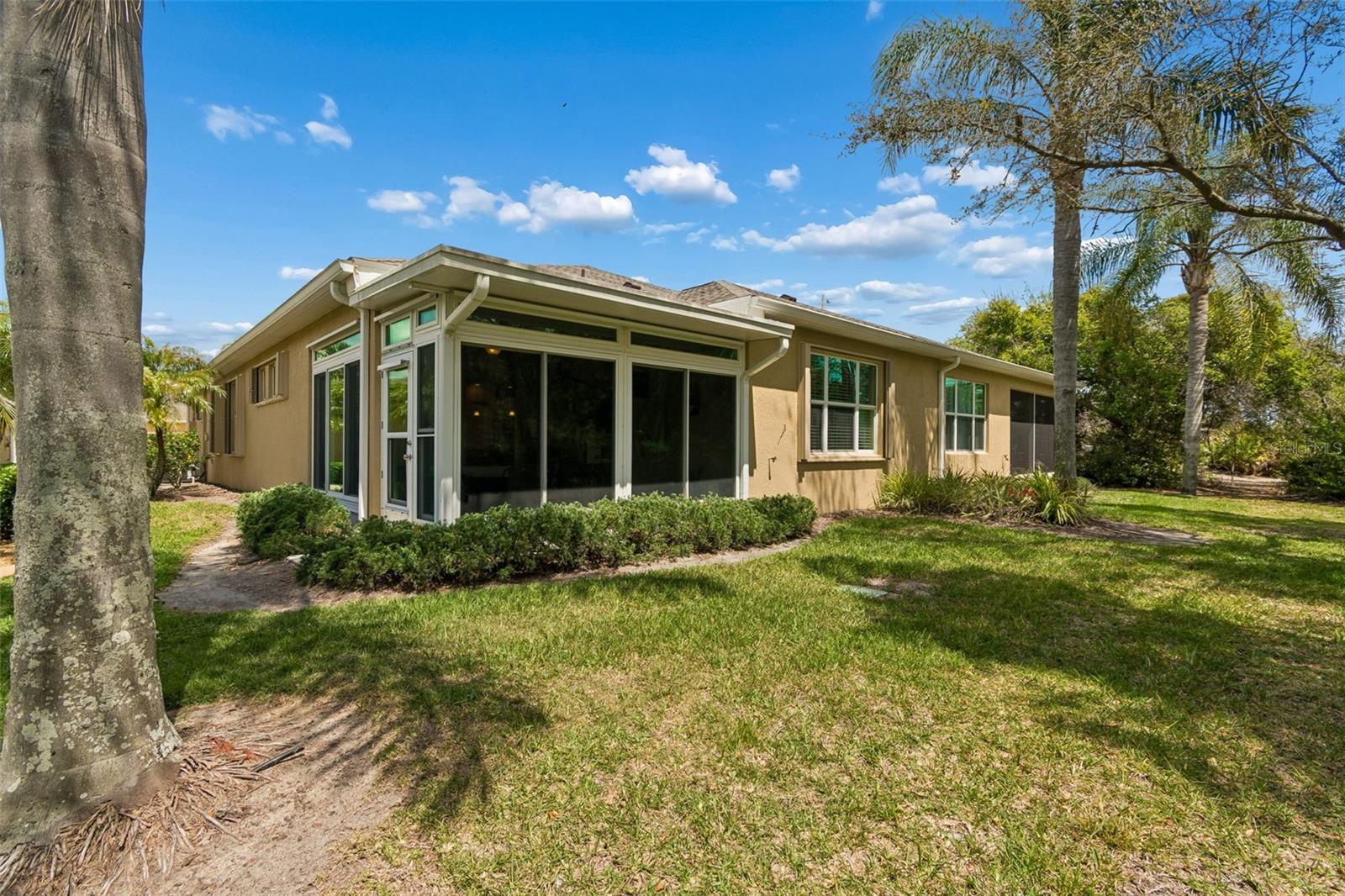 OAKLEY GREEN CONDO - Residential