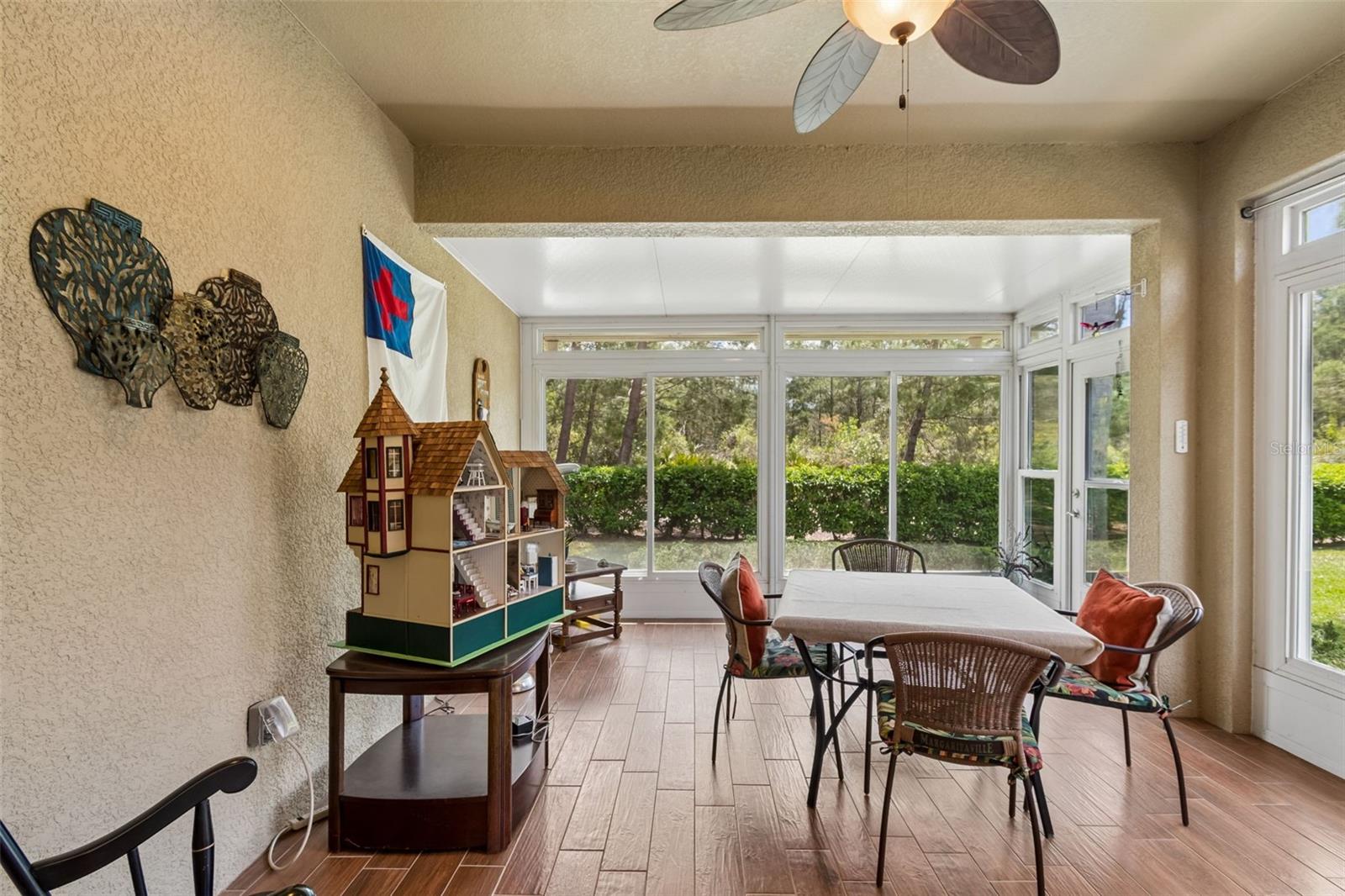 OAKLEY GREEN CONDO - Residential