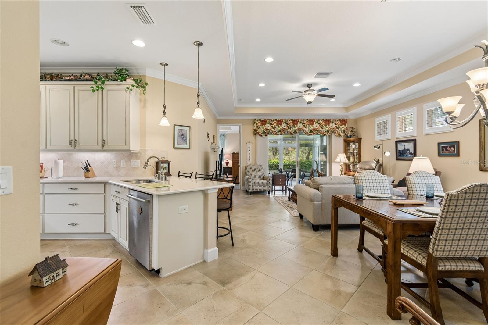 OAKLEY GREEN CONDO - Residential