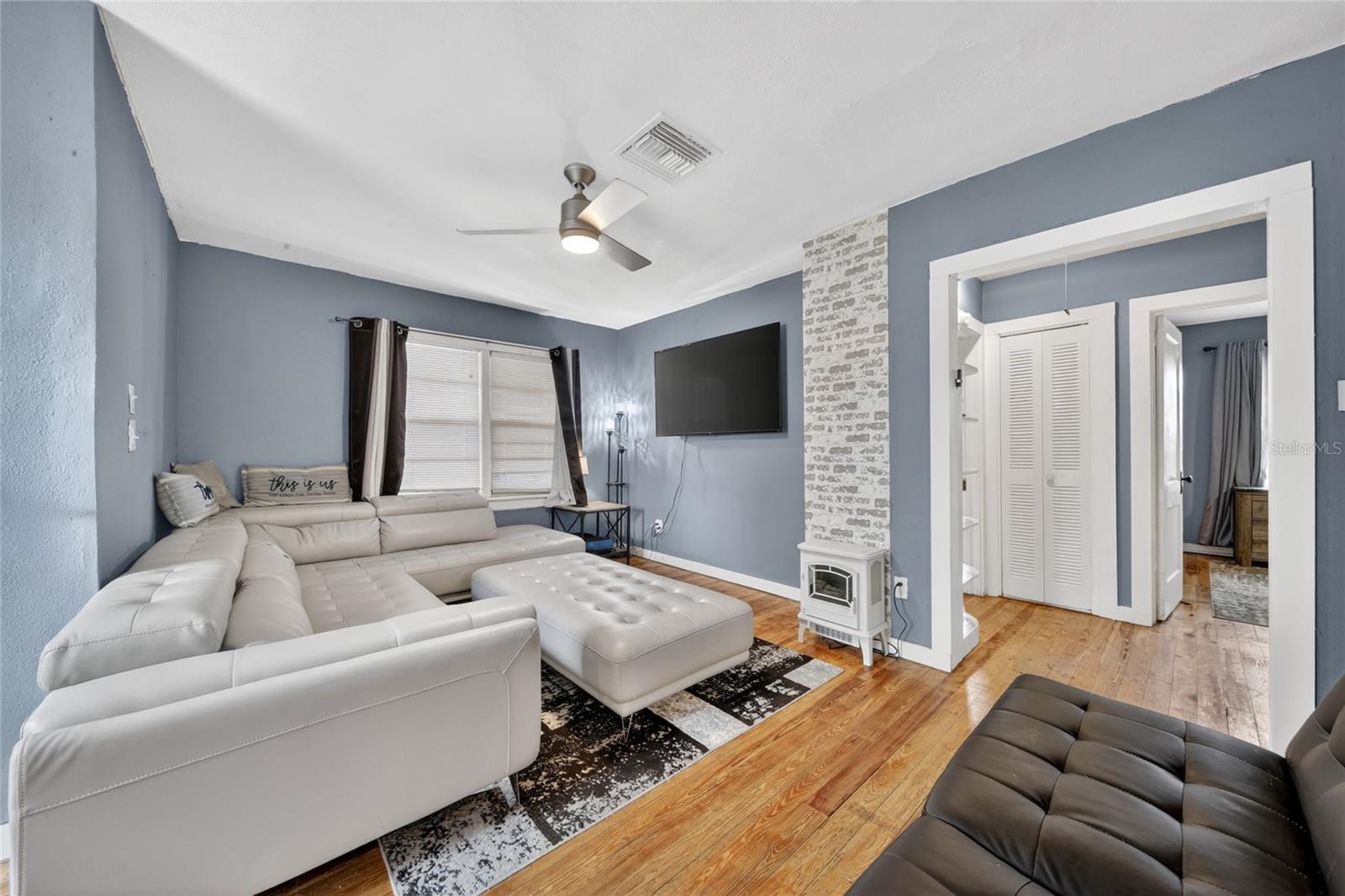 BERRY J B SUB - Residential