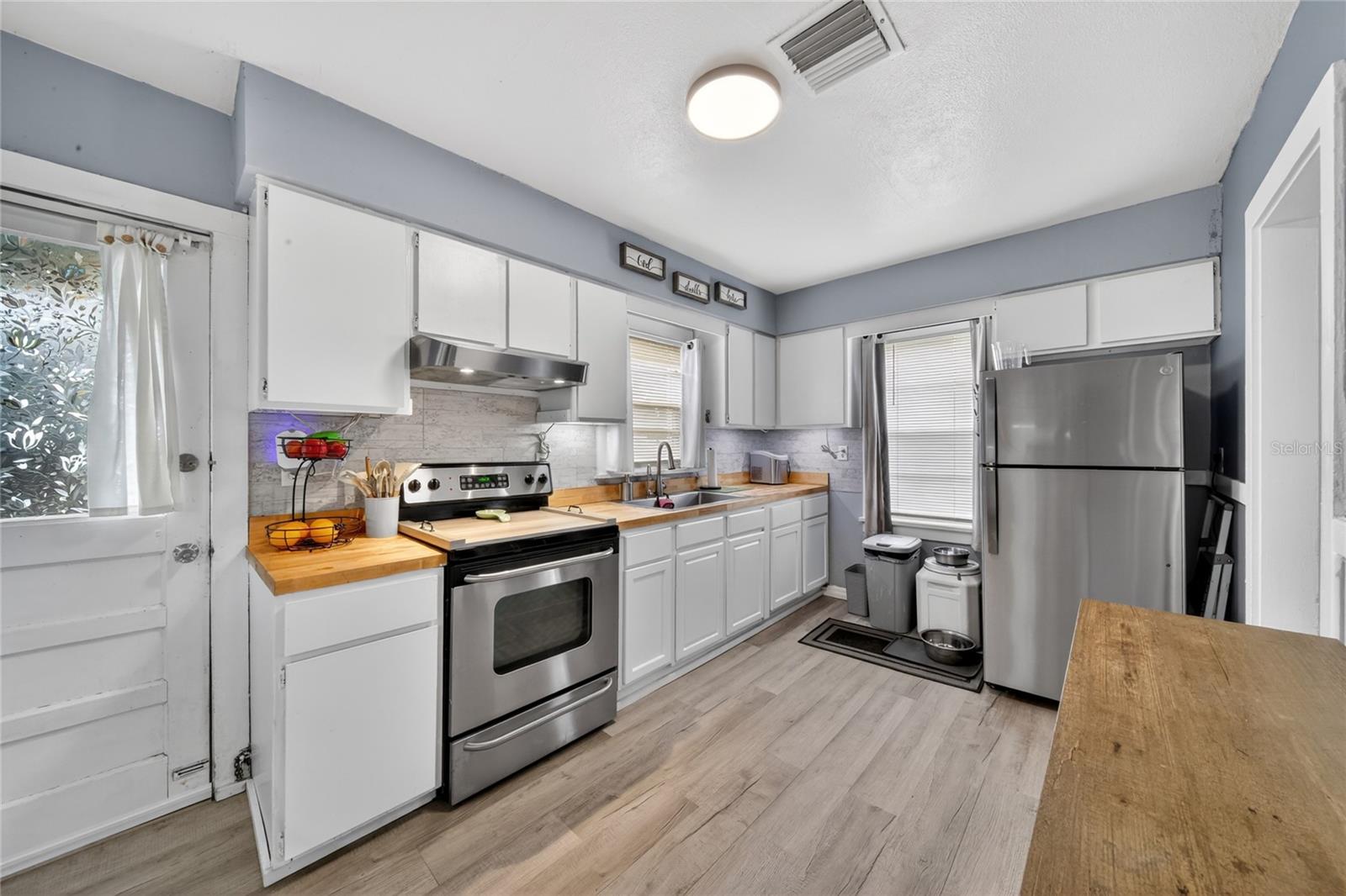 BERRY J B SUB - Residential