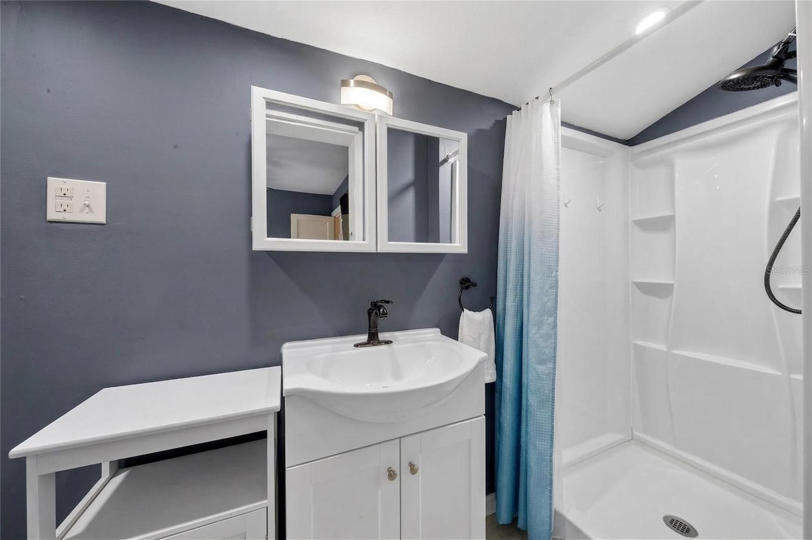 BERRY J B SUB - Residential