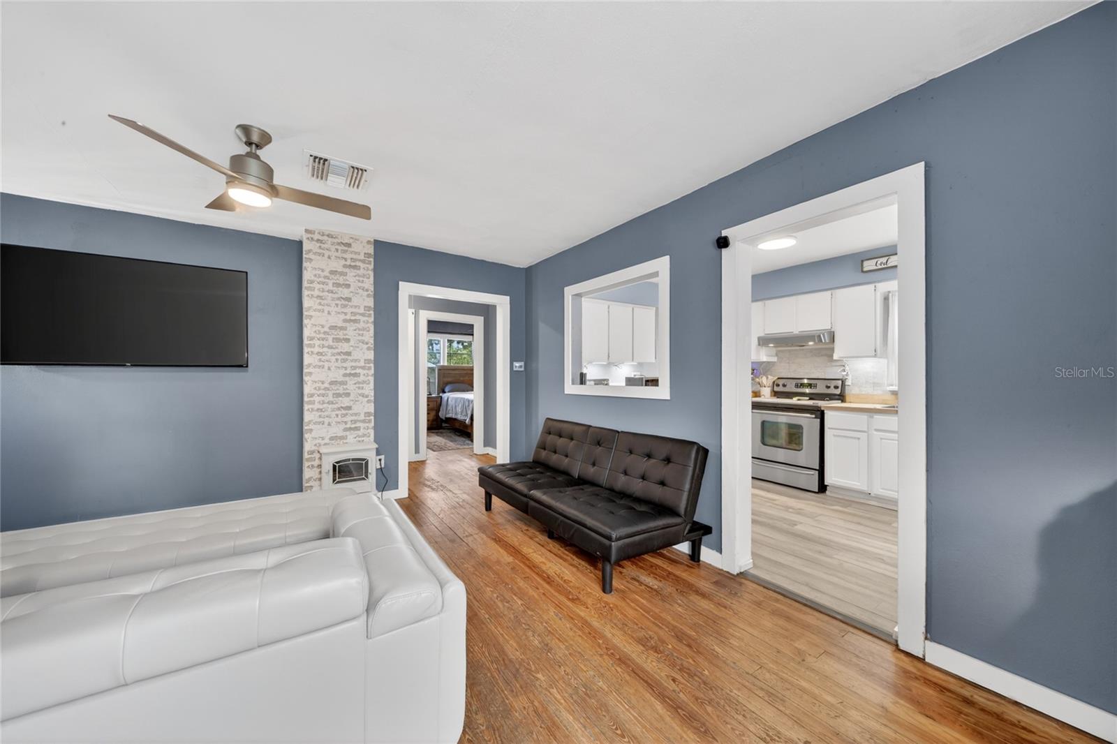 BERRY J B SUB - Residential