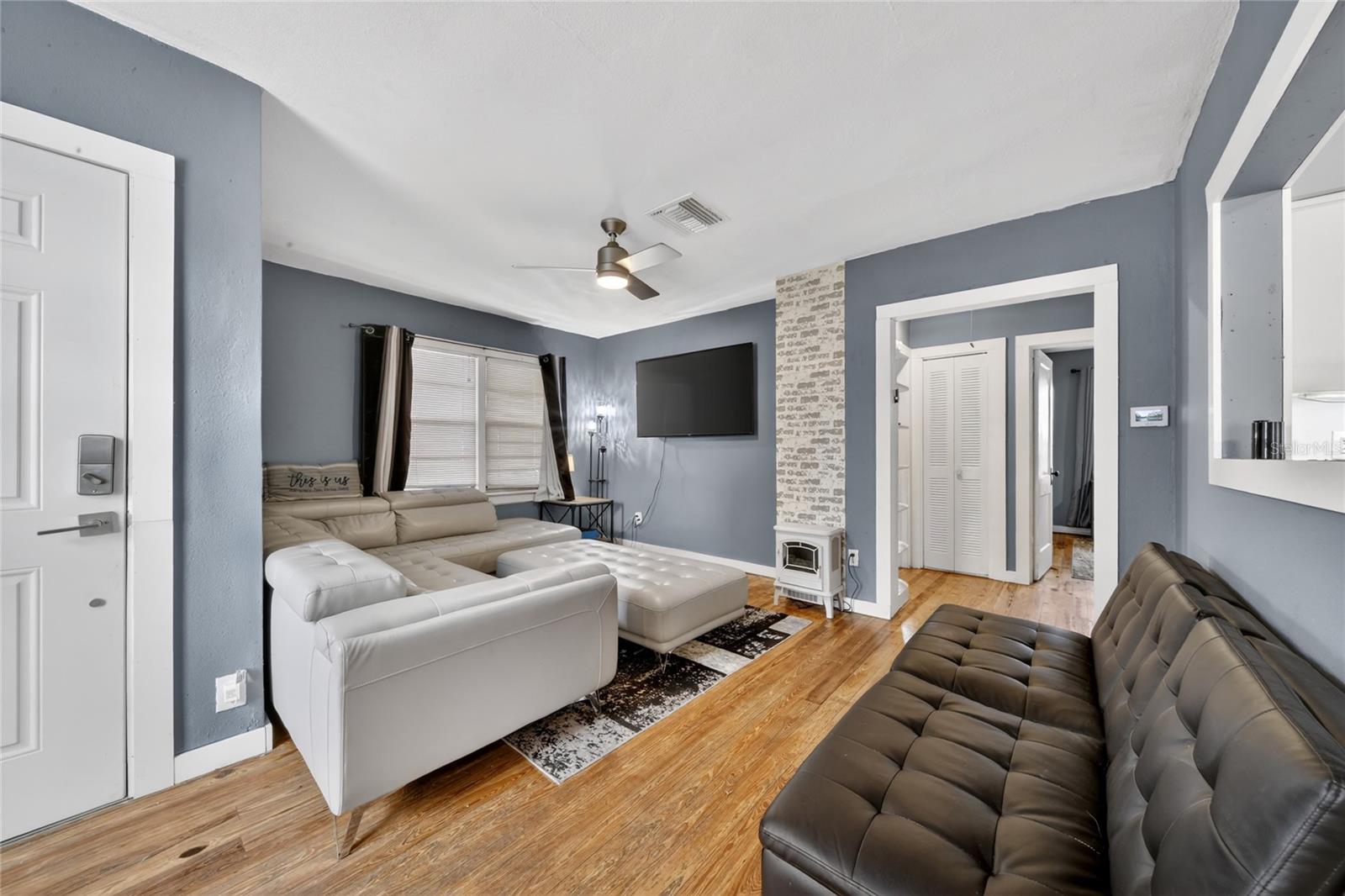 BERRY J B SUB - Residential