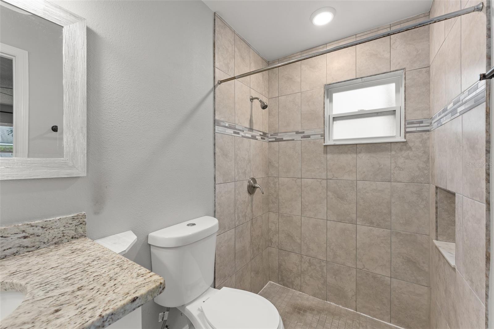 ALAFAYA WOODS PH 06 - Residential