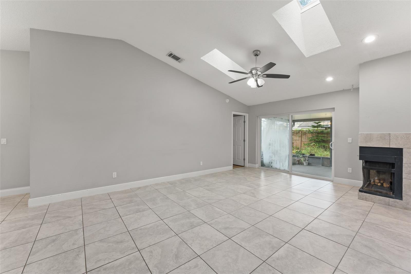 ALAFAYA WOODS PH 06 - Residential