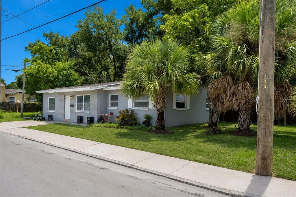 Photo of 1430 14th Avenue S, St Petersburg, FL 33705 (MLS # TB8535101)