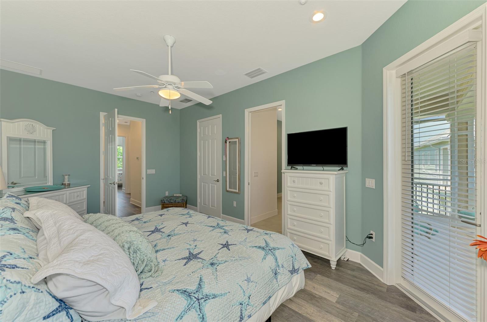 LANDINGS/CORAL CRK - Residential