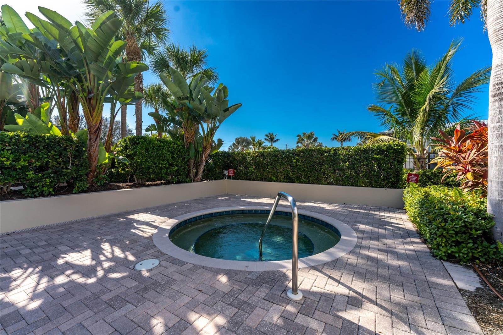 LANDINGS/CORAL CRK - Residential