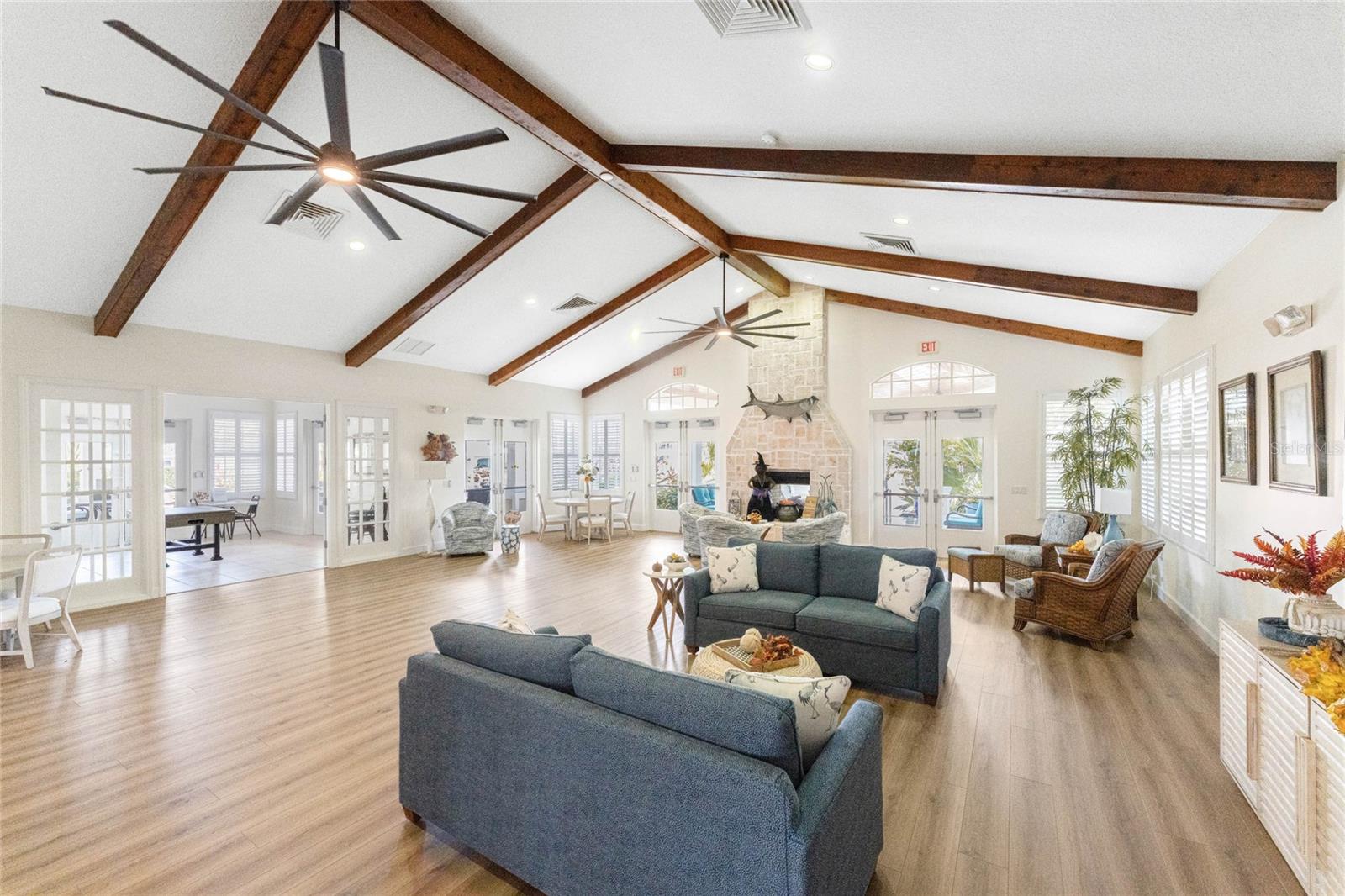 LANDINGS/CORAL CRK - Residential