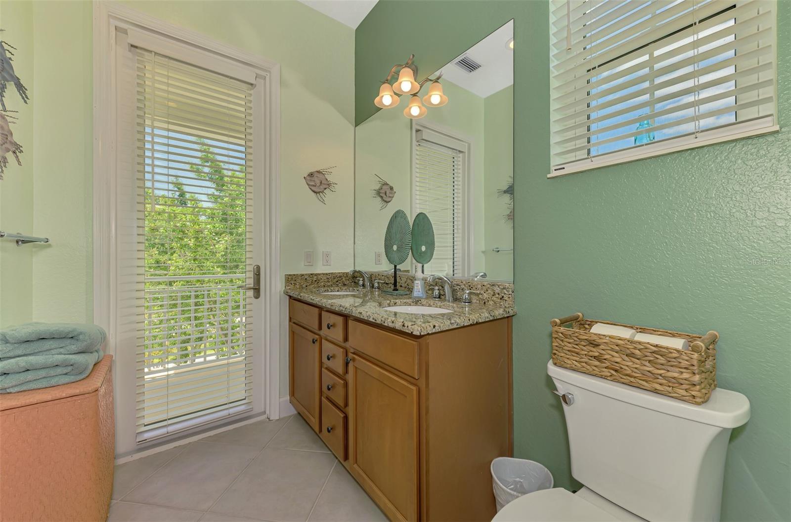 LANDINGS/CORAL CRK - Residential