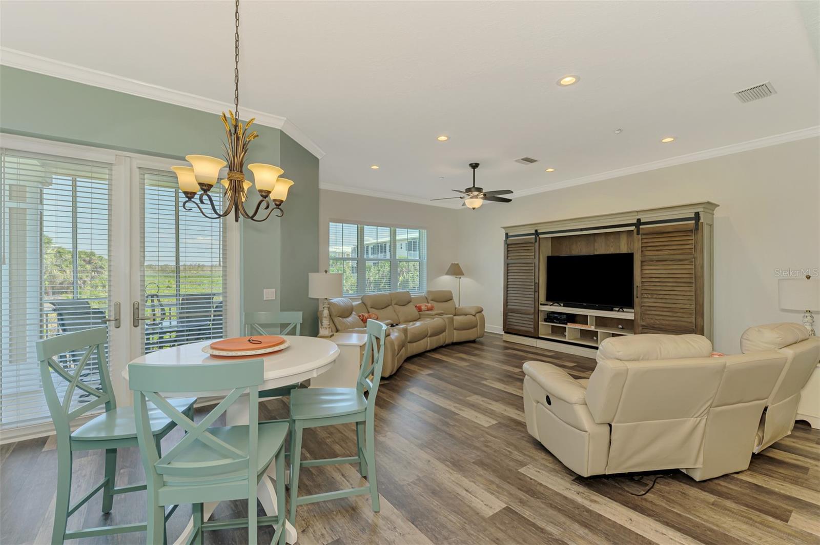 LANDINGS/CORAL CRK - Residential