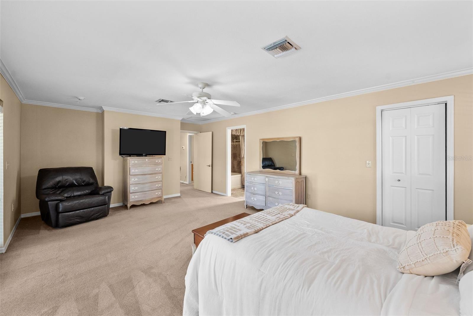 FEATHER SOUND CUSTOM HOME SITE - Residential