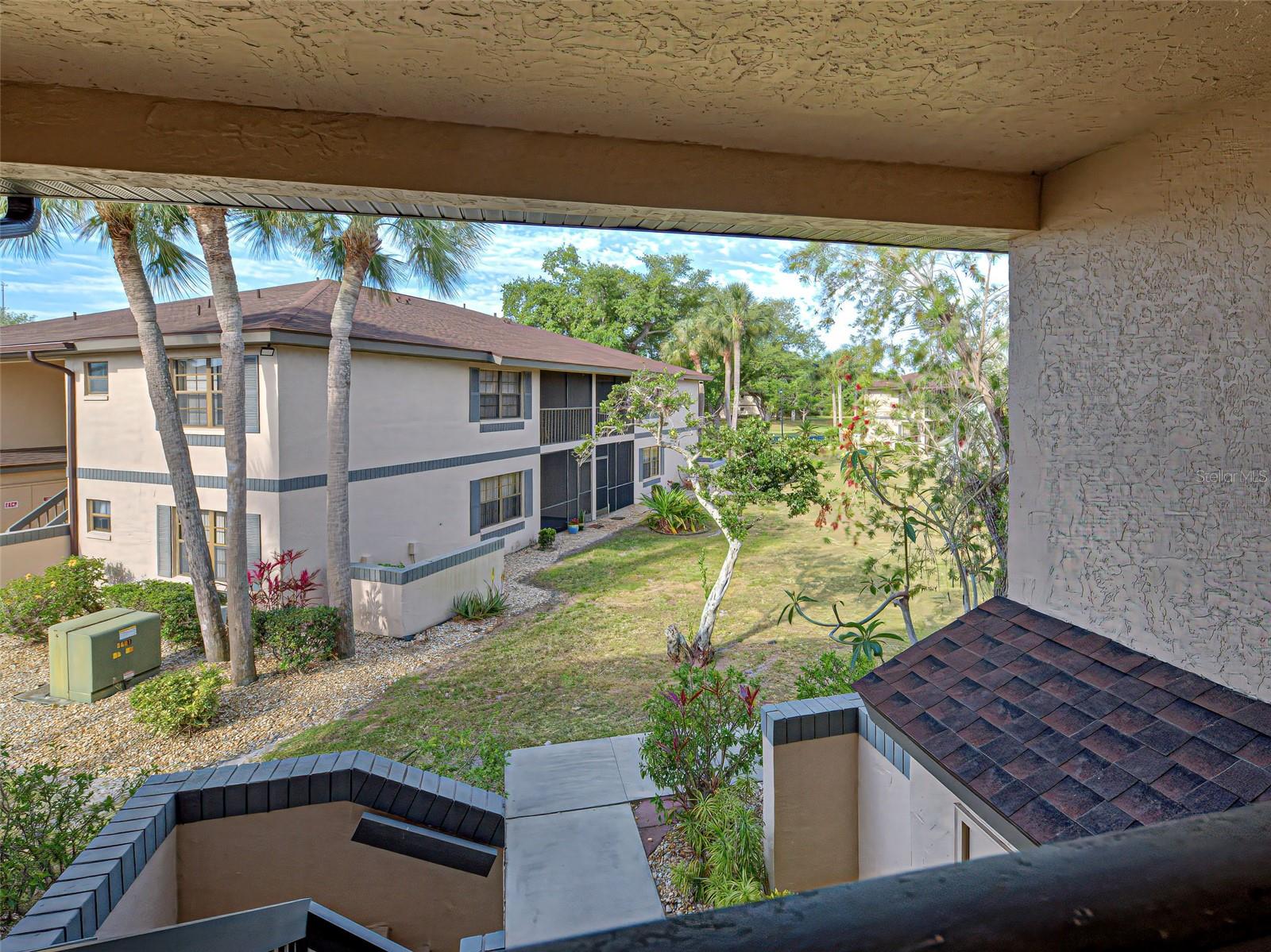 OAKS 04 - Residential