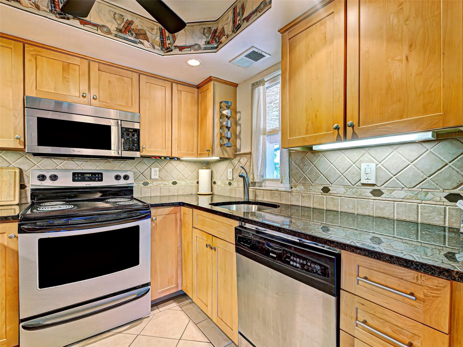 OAKS 04 - Residential