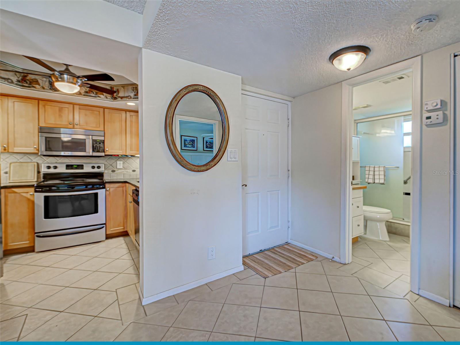 OAKS 04 - Residential