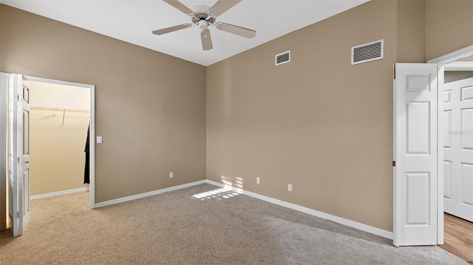 VIZCAYA AT BURNT STORE ISLES P - Residential