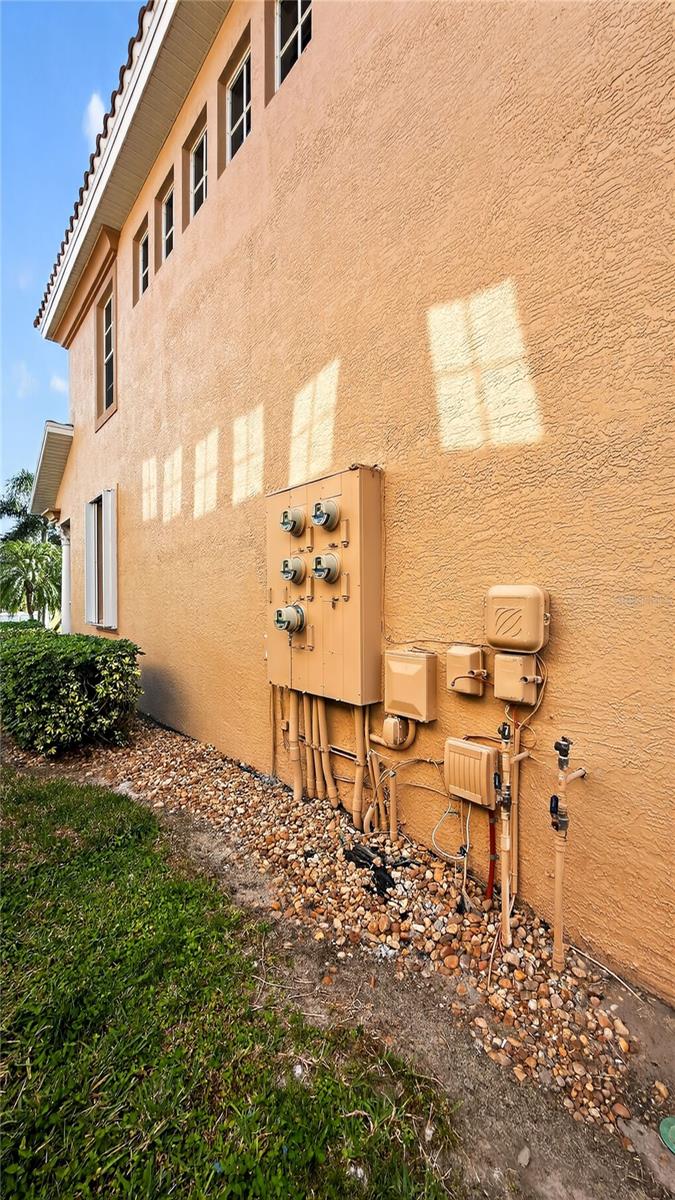 VIZCAYA AT BURNT STORE ISLES P - Residential