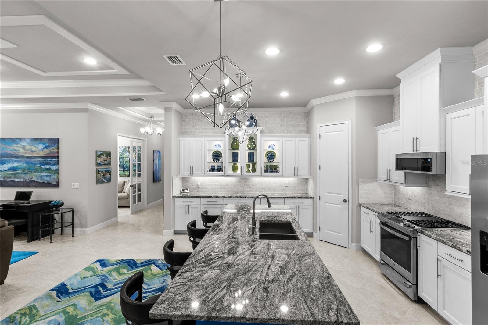 OAKMONT - Residential