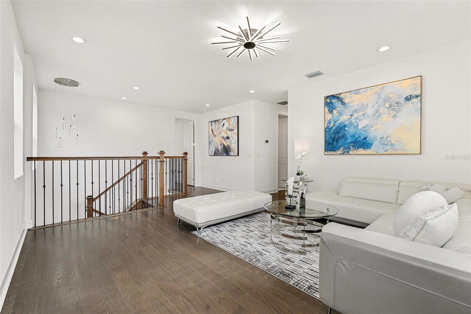 WINDING RIDGE - Residential