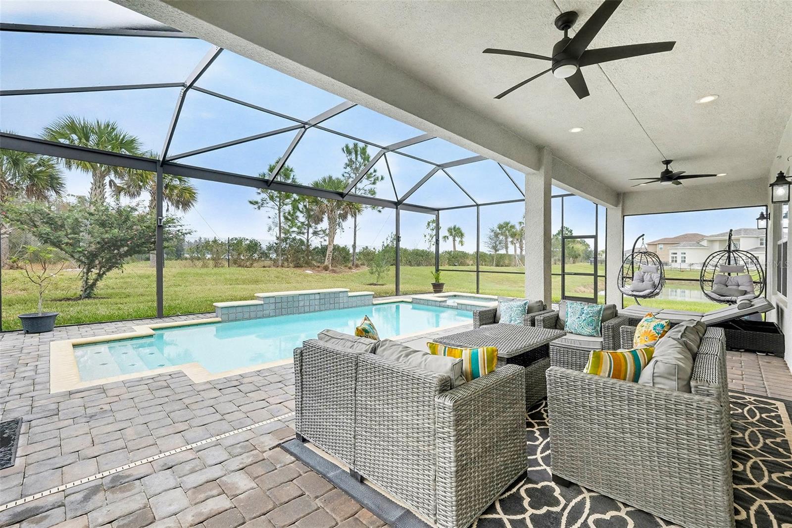 WINDING RIDGE - Residential