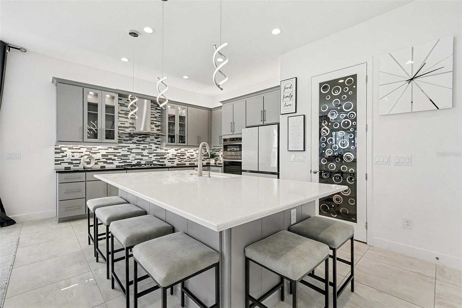 WINDING RIDGE - Residential