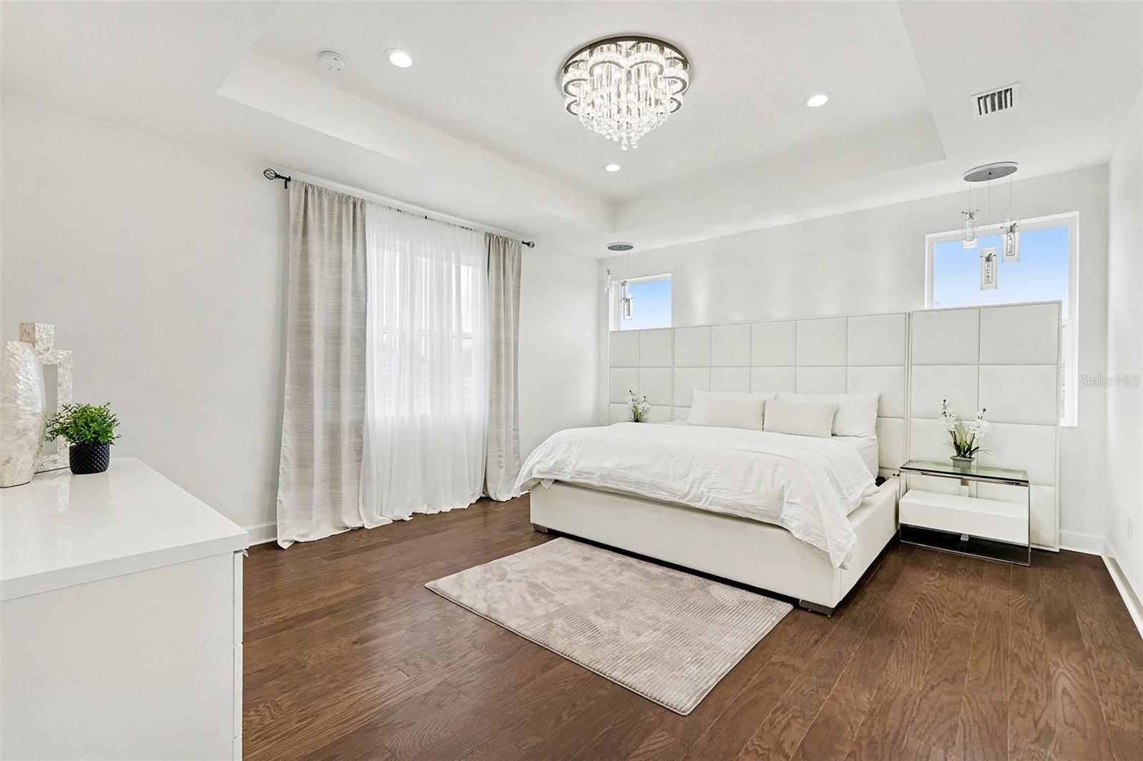 WINDING RIDGE - Residential