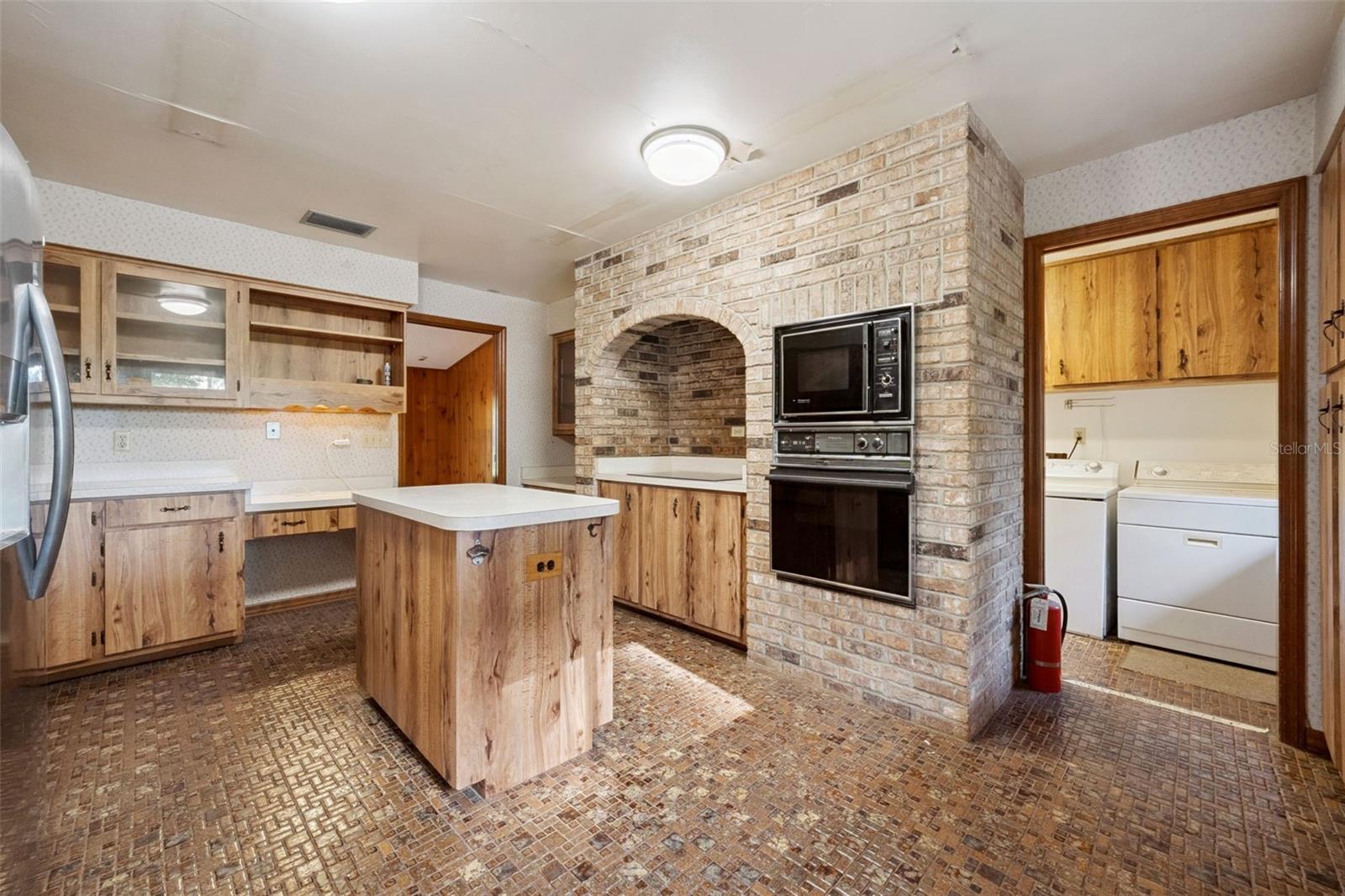 CURRYVILLE ESTATES 5 ACRE DEV 20 PARCELS - Residential