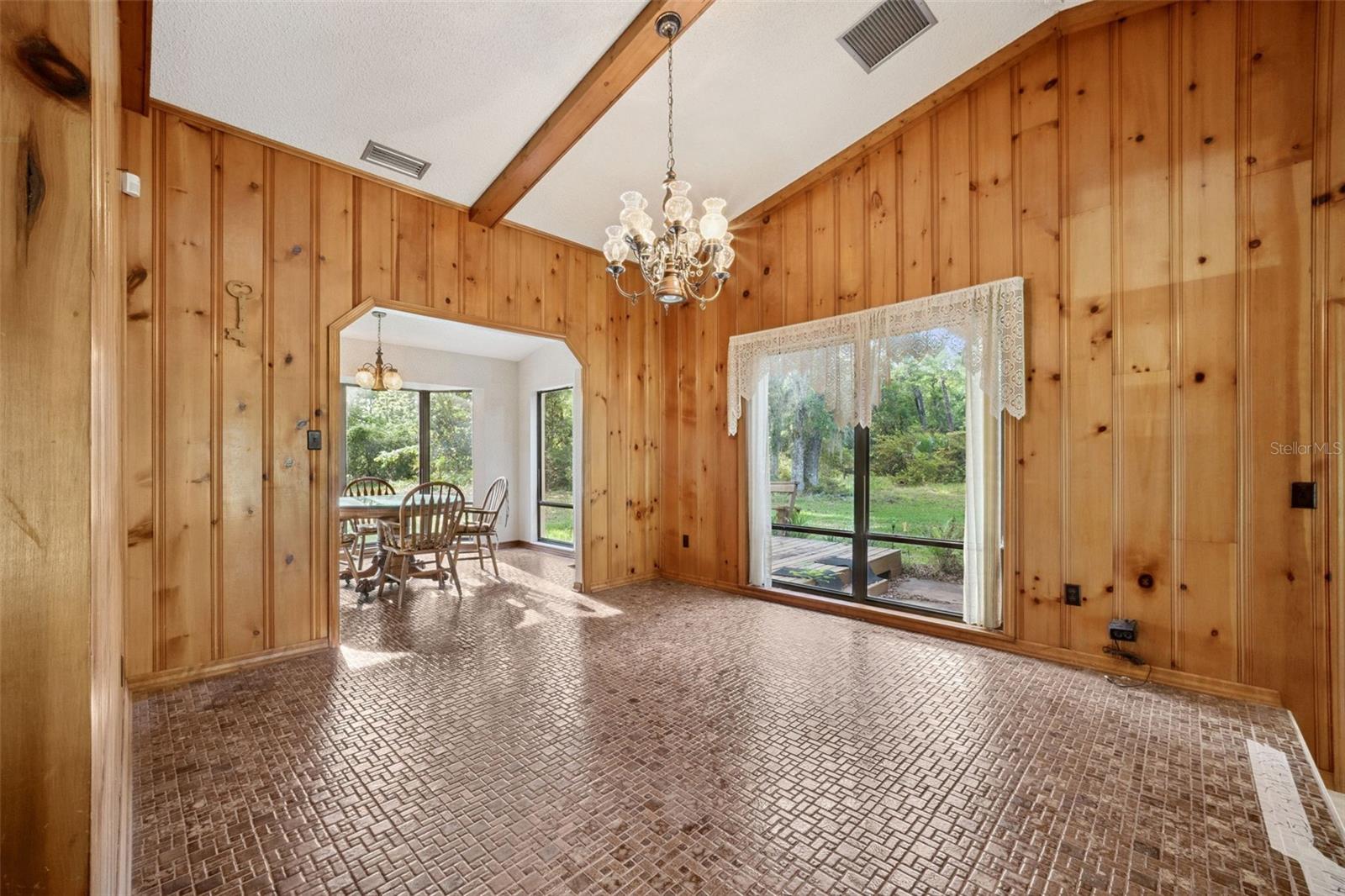 CURRYVILLE ESTATES 5 ACRE DEV 20 PARCELS - Residential