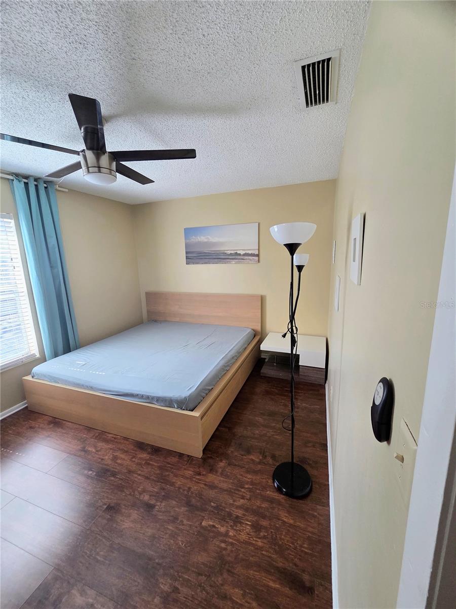 JAMESTOWN CONDO - Residential