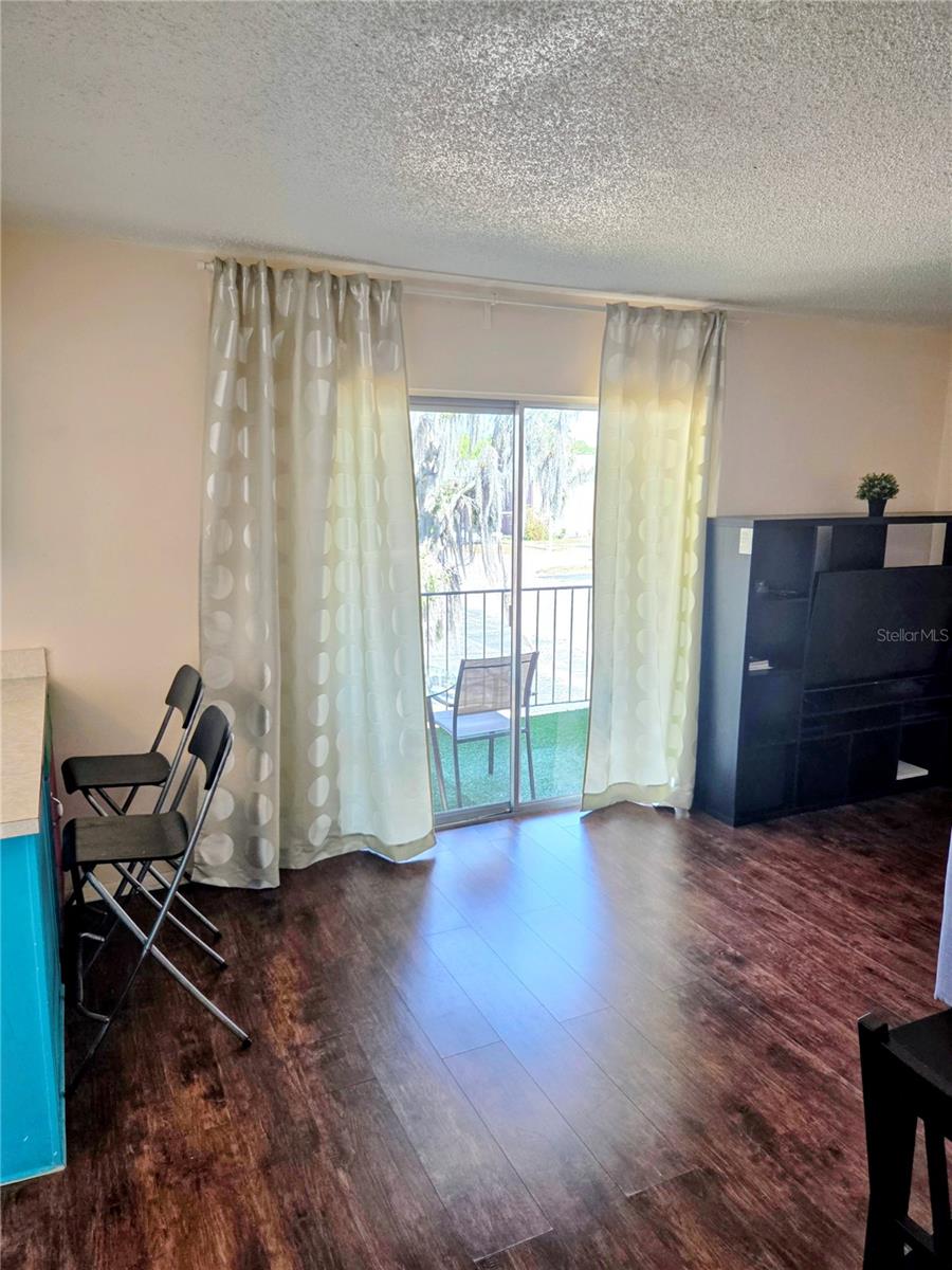 JAMESTOWN CONDO - Residential