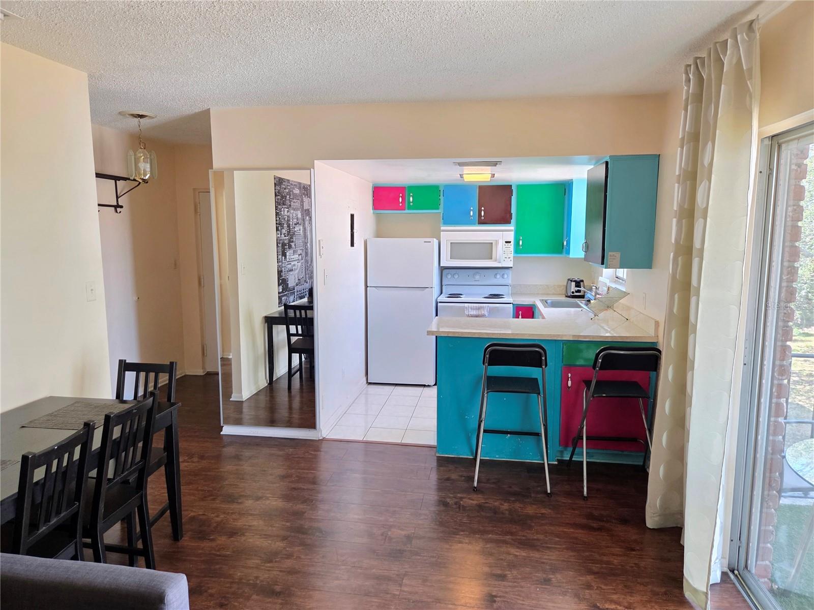 JAMESTOWN CONDO - Residential