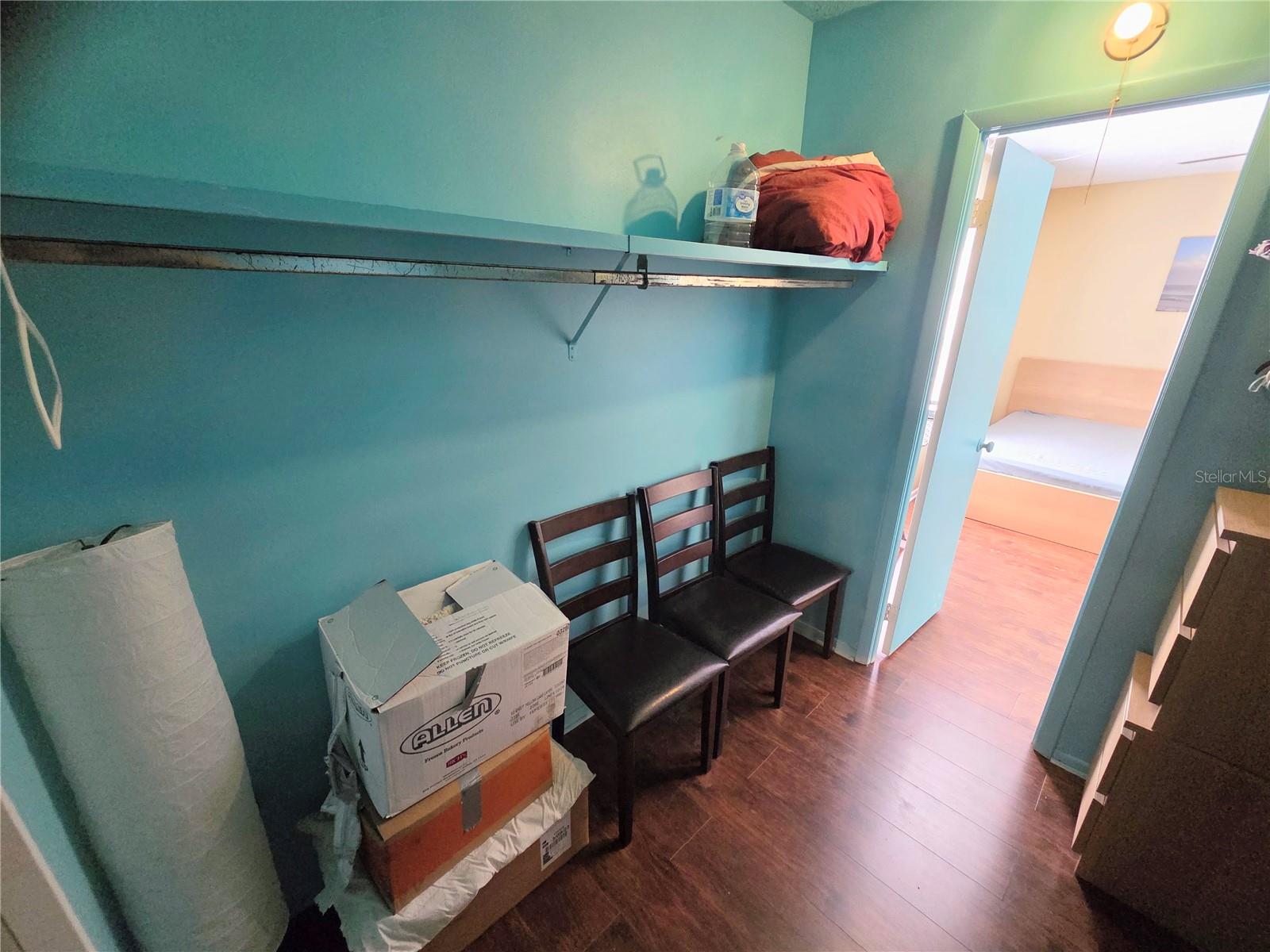 JAMESTOWN CONDO - Residential