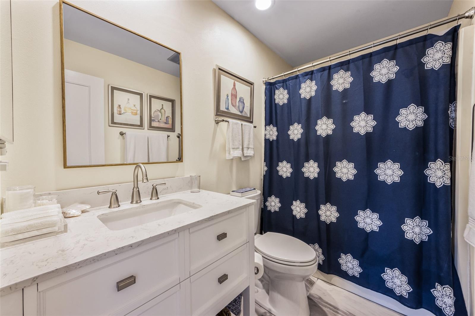 WELLS TERRACE - Residential