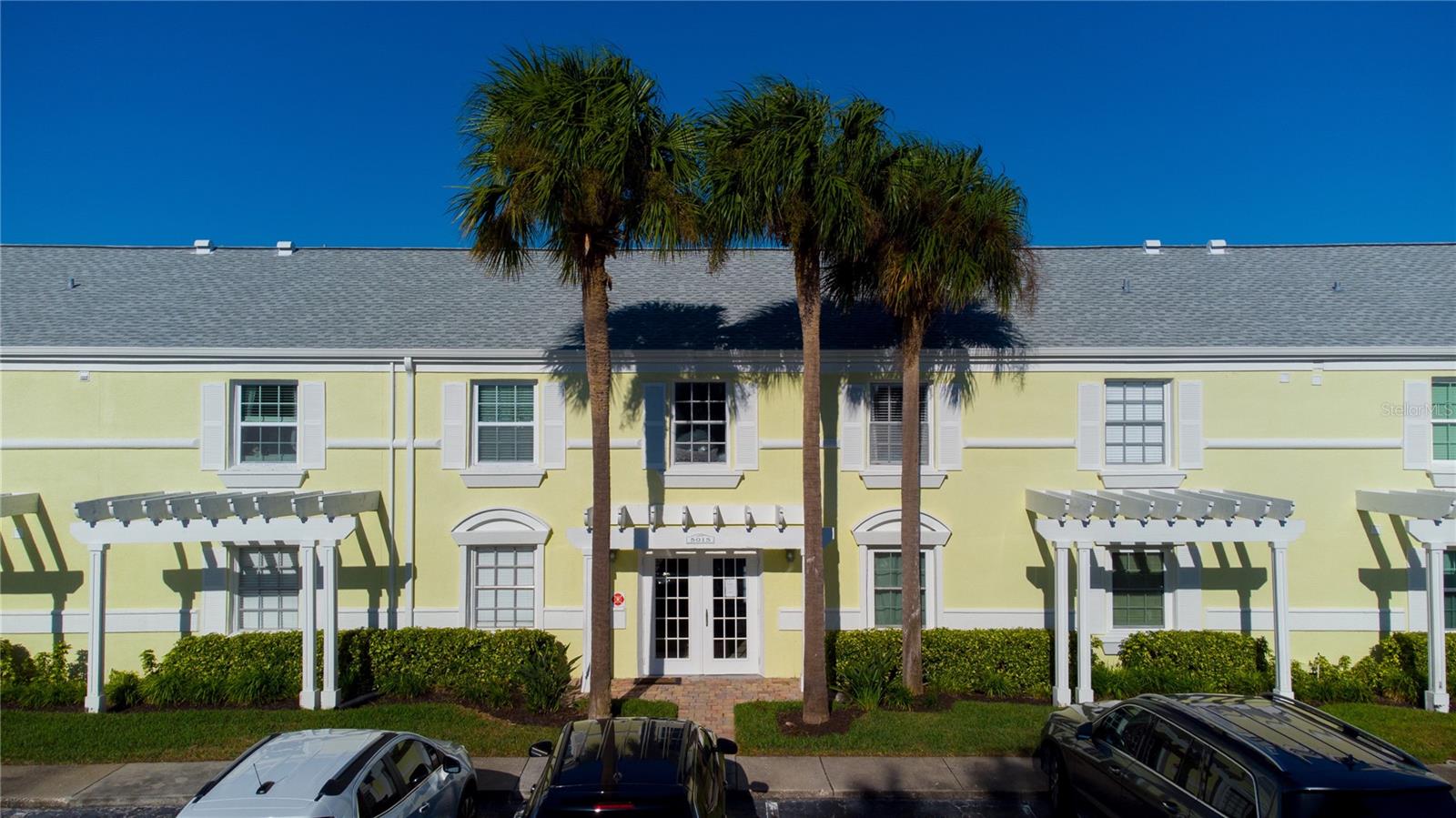 5015 COQUINA KEY DRIVE SE F