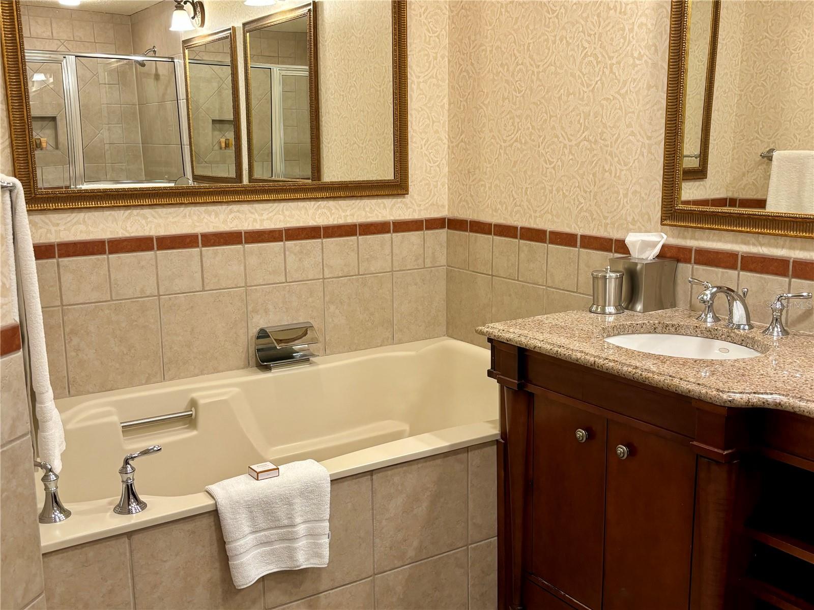 Photo 11 of 22 of 200 OCEAN CREST DRIVE 331 condo