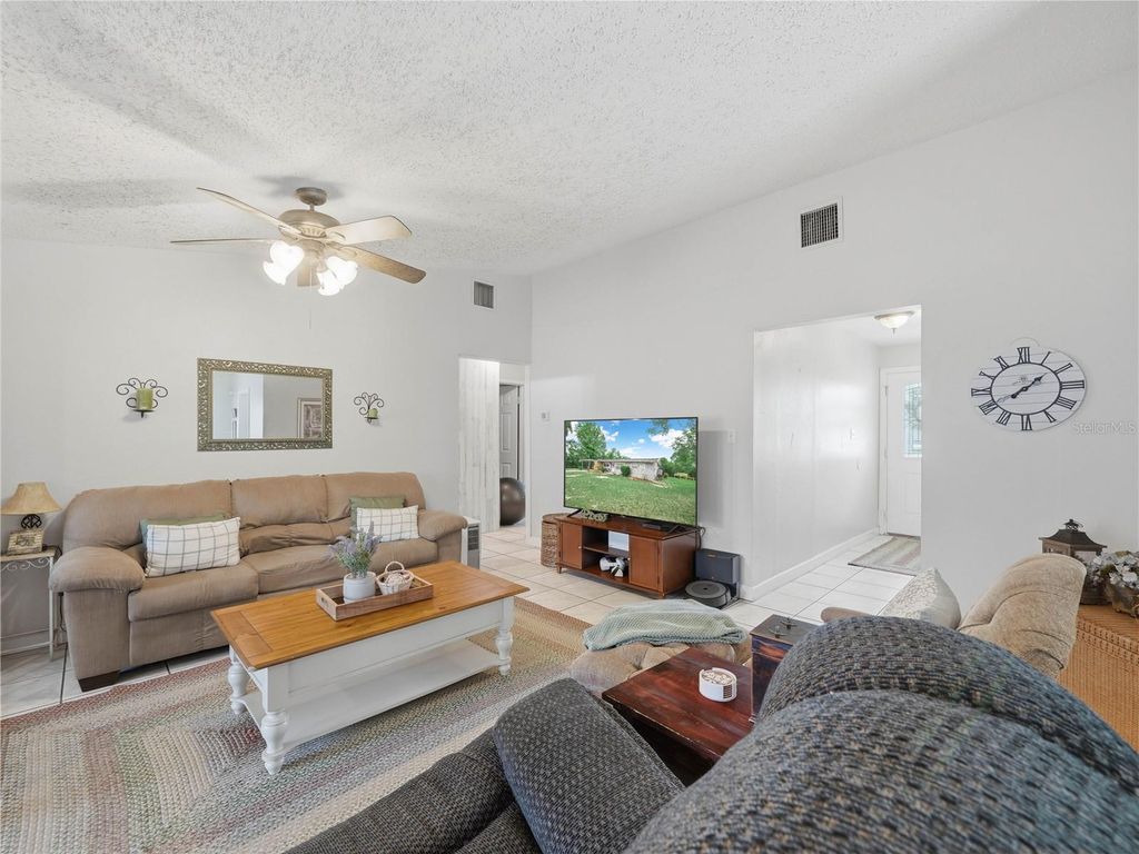 Photo of 407 S 12th Street, Lake Wales, FL 33853 (MLS # P4938577)
