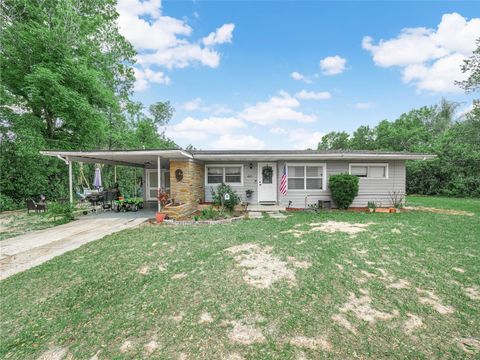 Photo of 407 S 12th Street, Lake Wales, FL 33853 (MLS # P4938577)