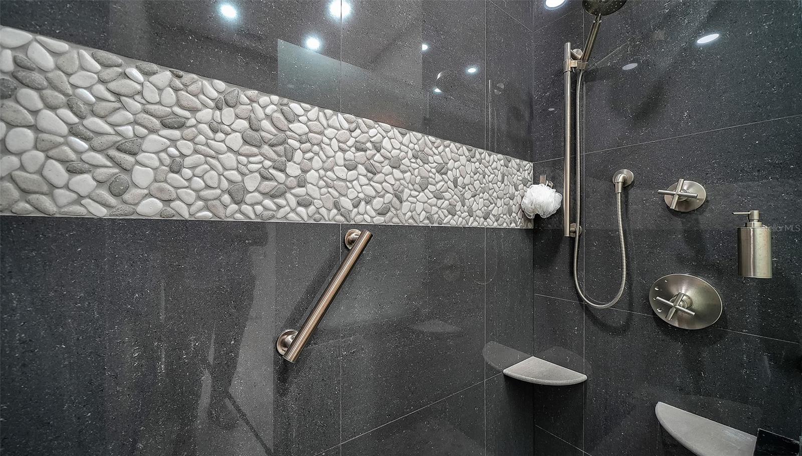 TURTLE ROCK - Residential