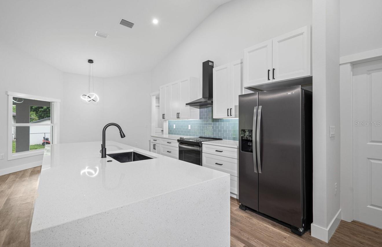 WARM MINERAL SPGS - Residential Lease