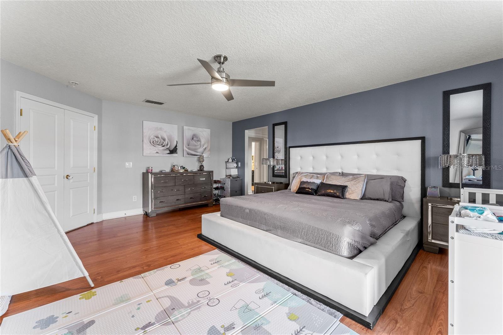 VISTA LAKES VILLAGE N-3 COLONIE - Residential