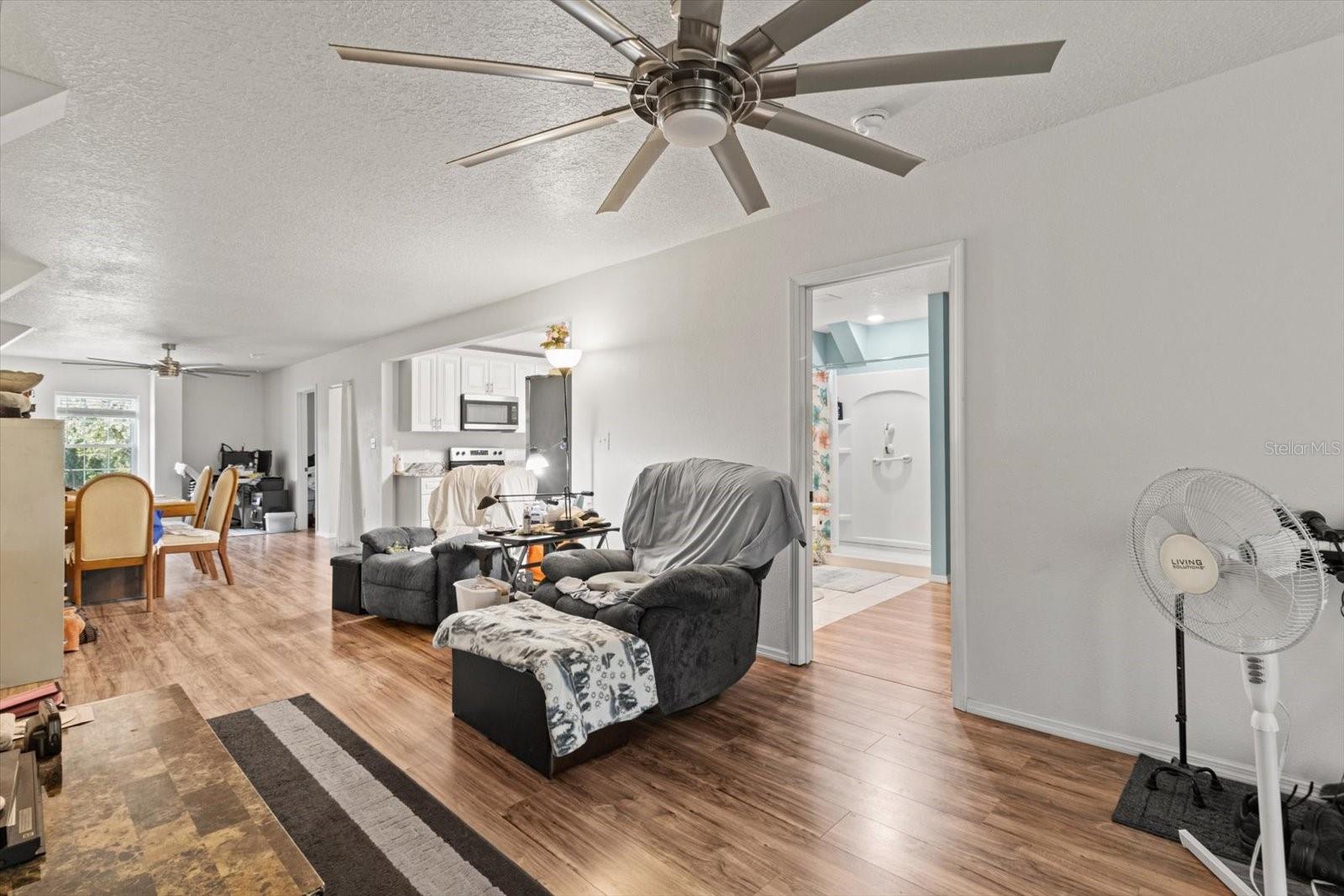 FOREST LAKE-6826 - Residential