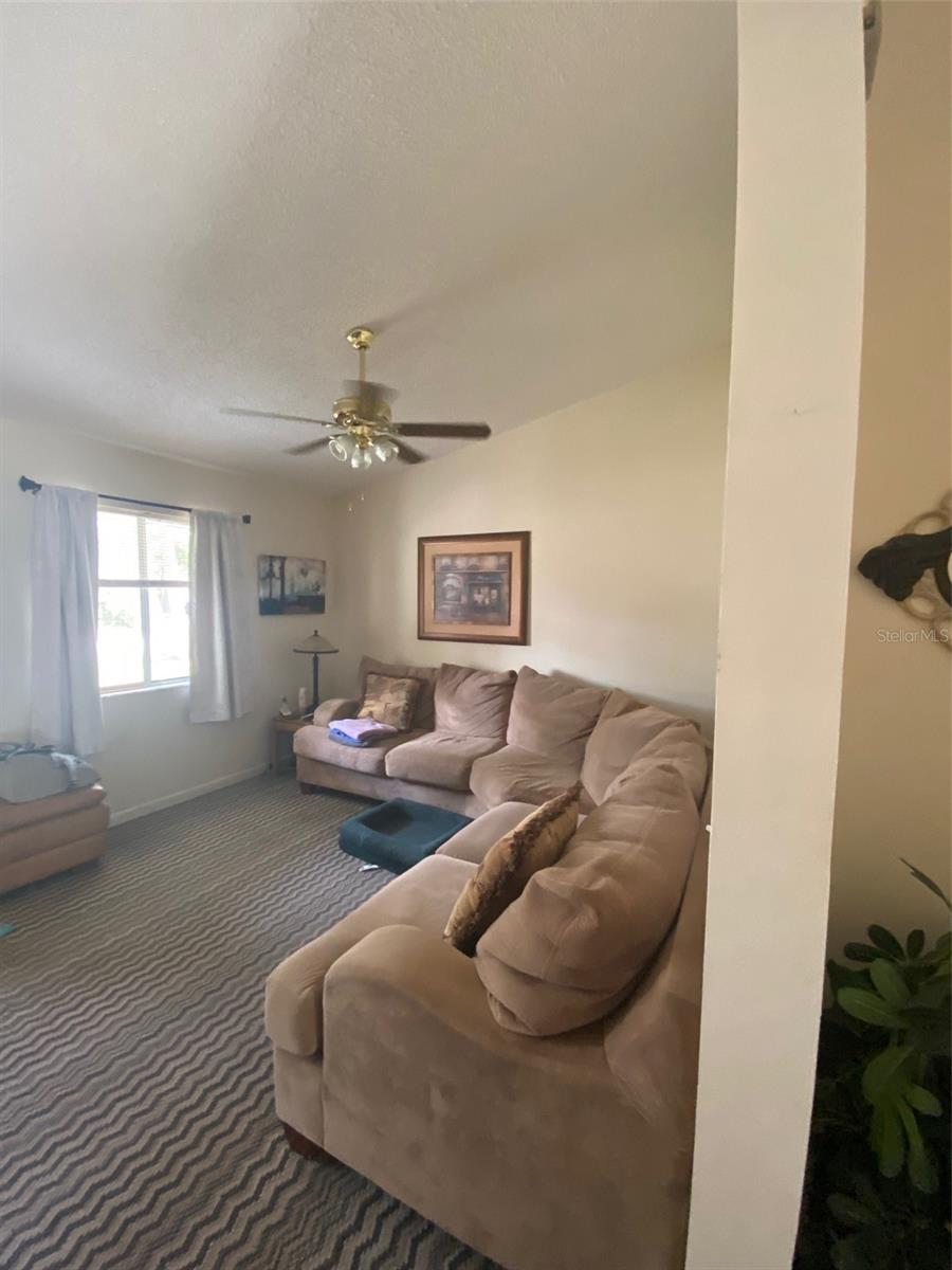 FLORIDA SHORES 01 - Residential Income