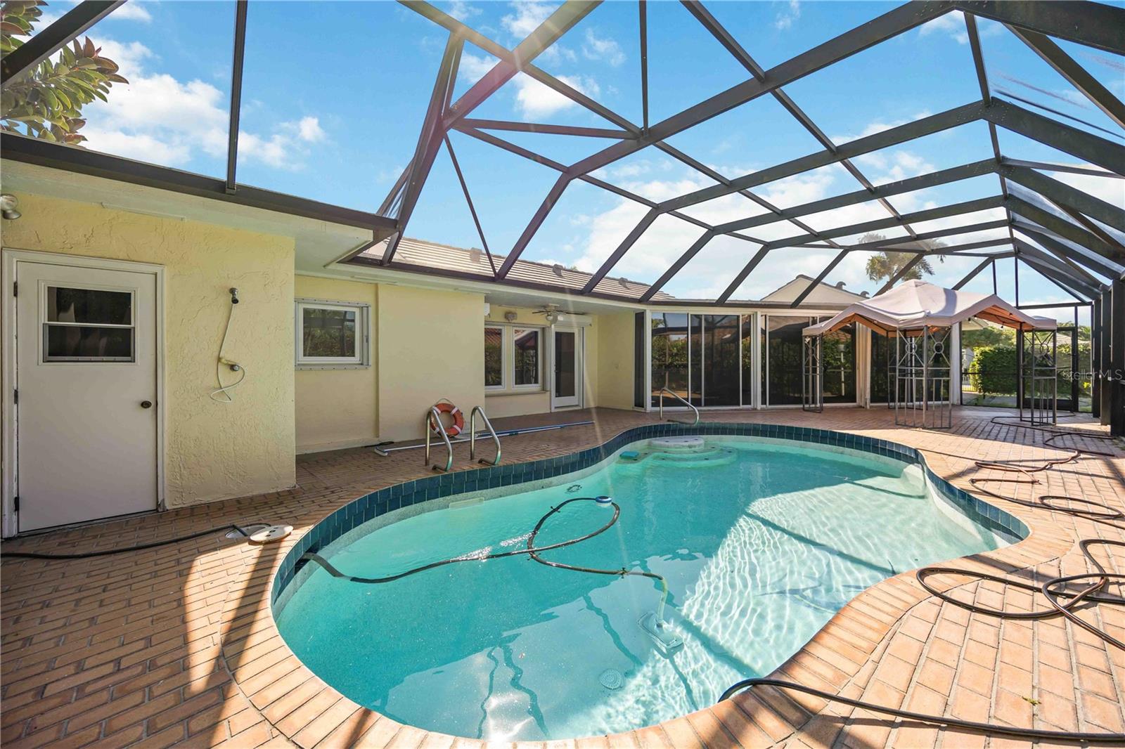 BIRD KEY SUB - Residential